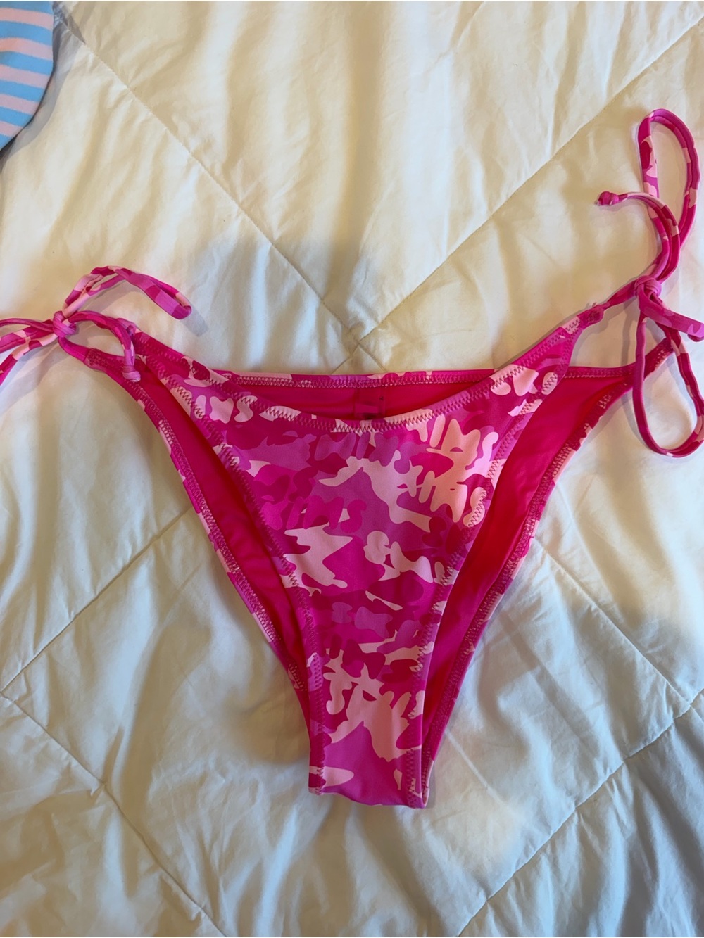 SKIMS Pink Camo Bikini Tie bottom